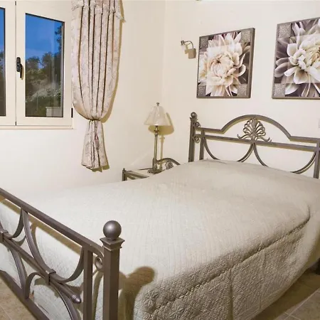 Beautiful House For 10 Persons, With Swimming Pool Villa Rethymno